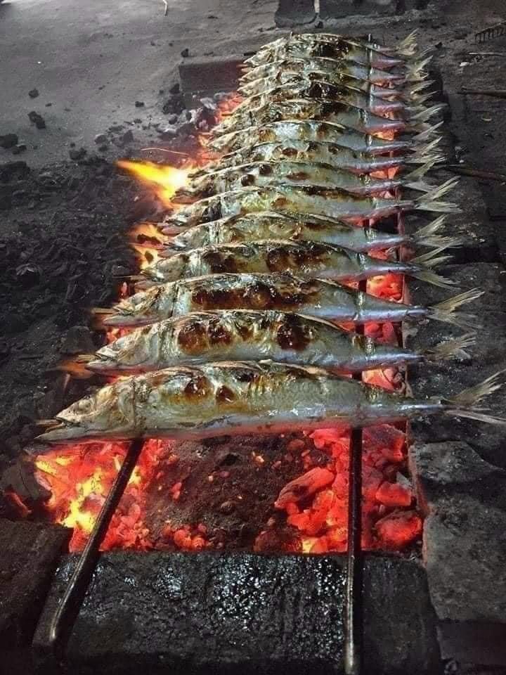 CÁ NỤC NƯỚNG THAN HOA - 1 KÍ 